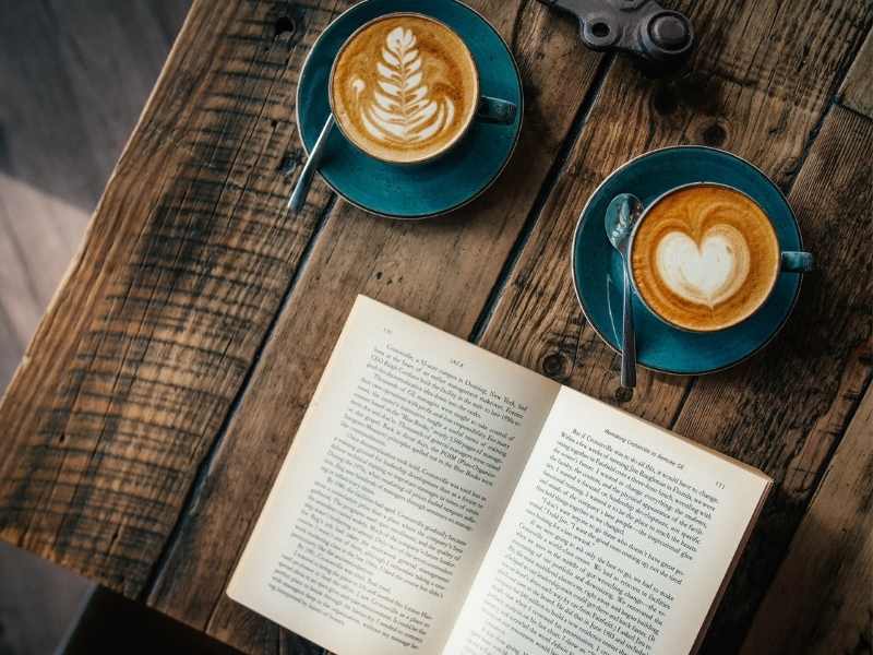 Coffees with a book