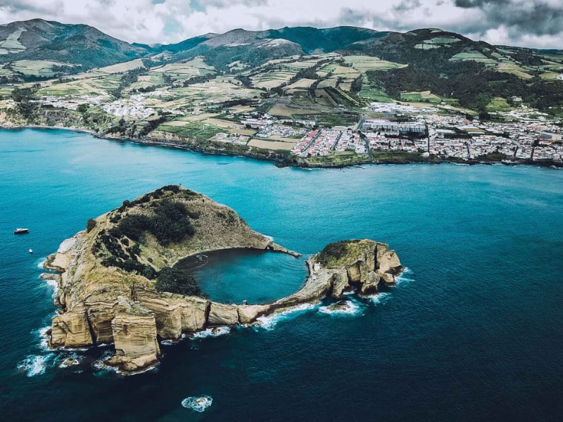 is azores expensive?
