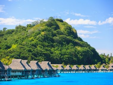 how much does a trip to bora bora cost?